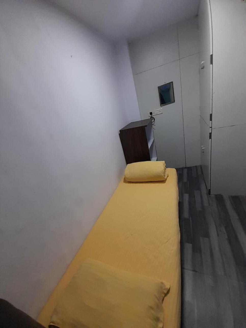 Sinhassan Dormitory Hostel Juhu Bombaj Zewnętrze zdjęcie